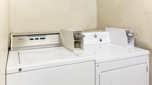 Ruang laundry