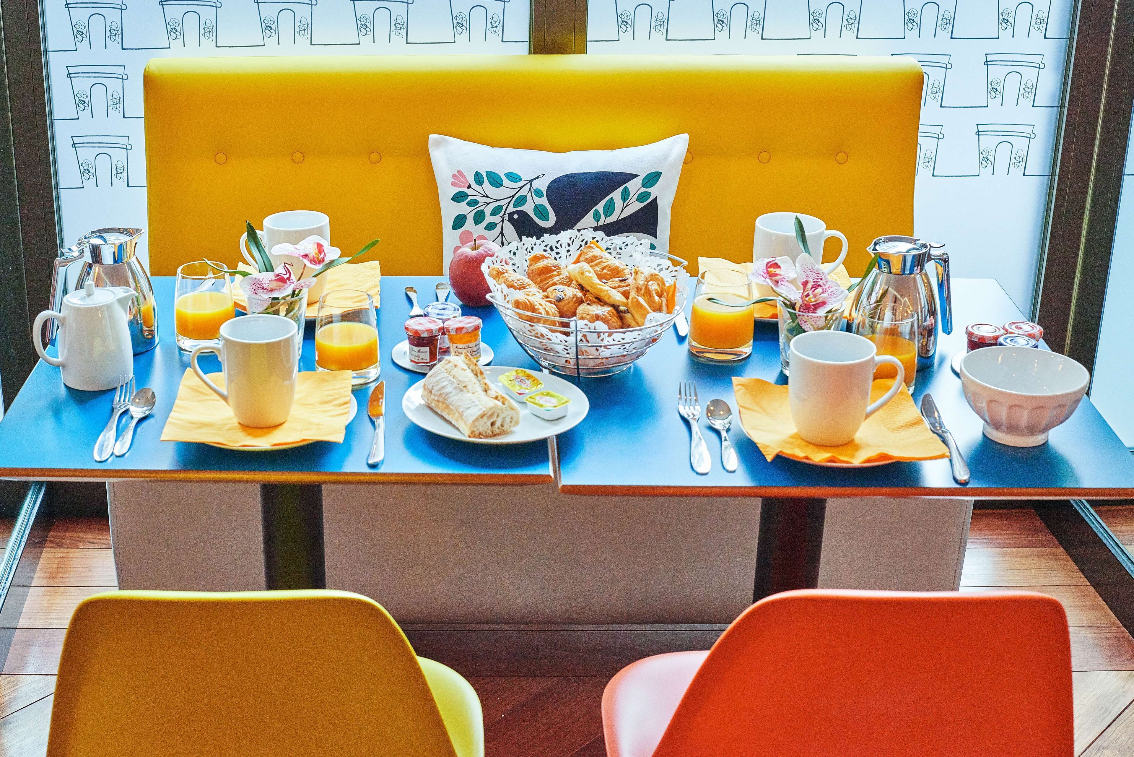 daily buffet breakfast (eur 14 per person)