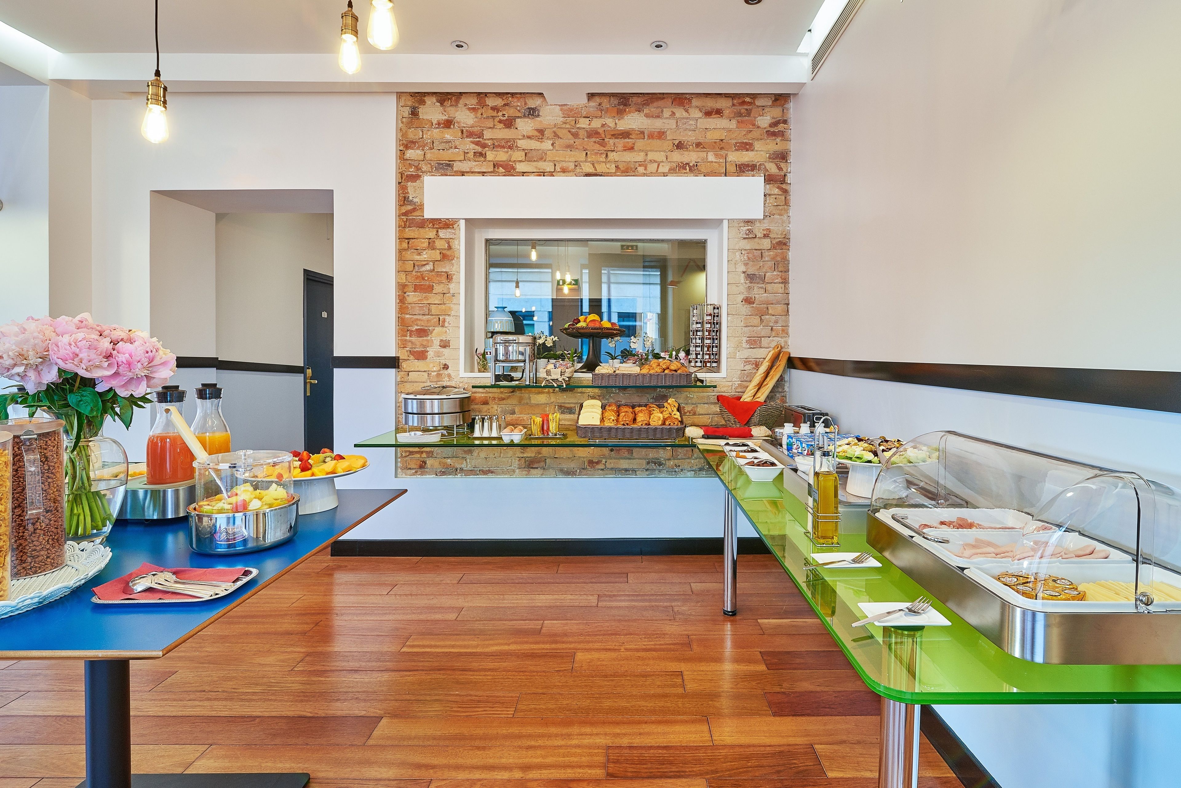 daily buffet breakfast (eur 14 per person)