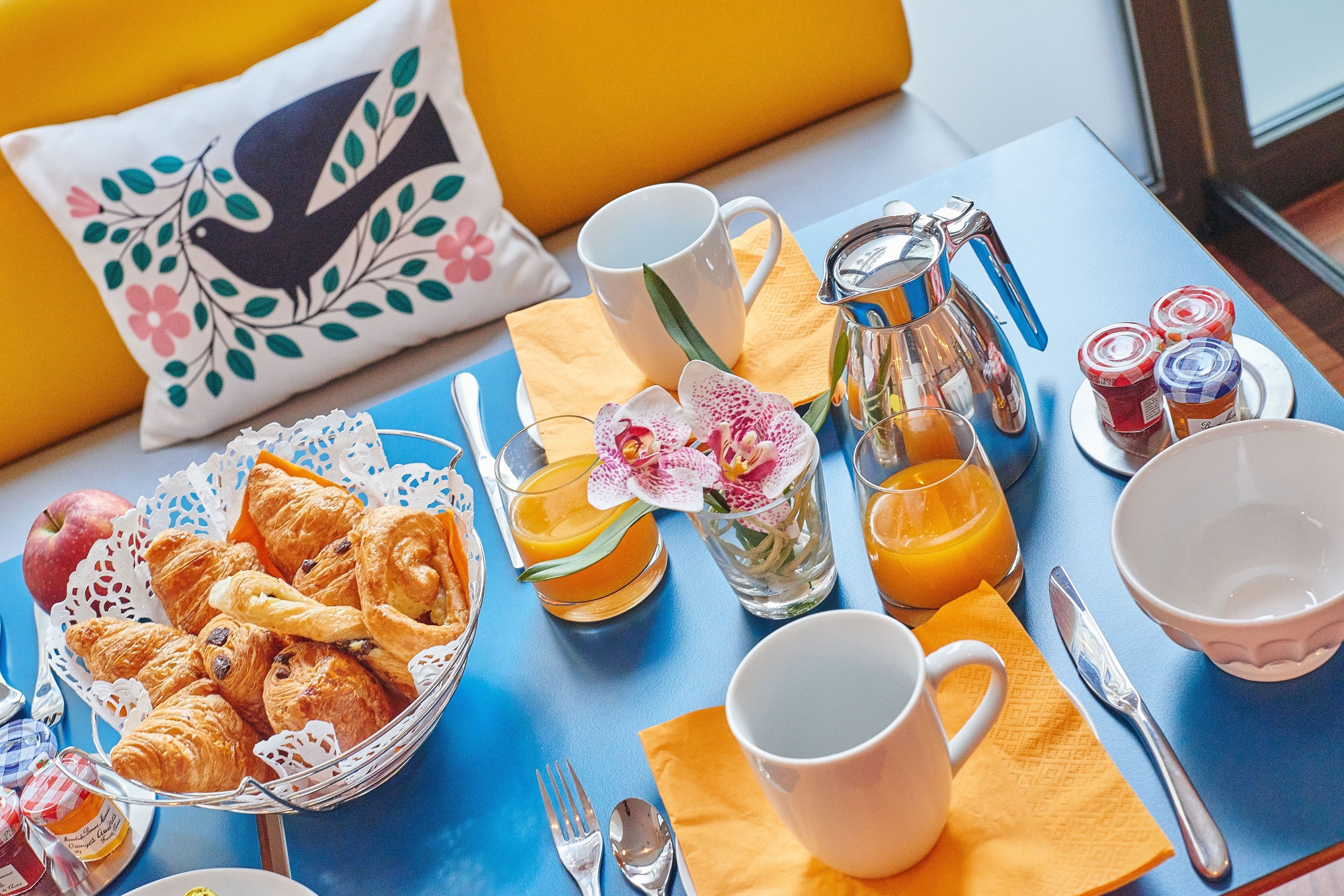 daily buffet breakfast (eur 14 per person)