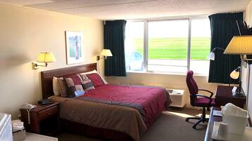 Studio suite, 1 kingsize bed, niet-roken, bubbelbad | Verduisterende gordijnen, geluiddichte muren