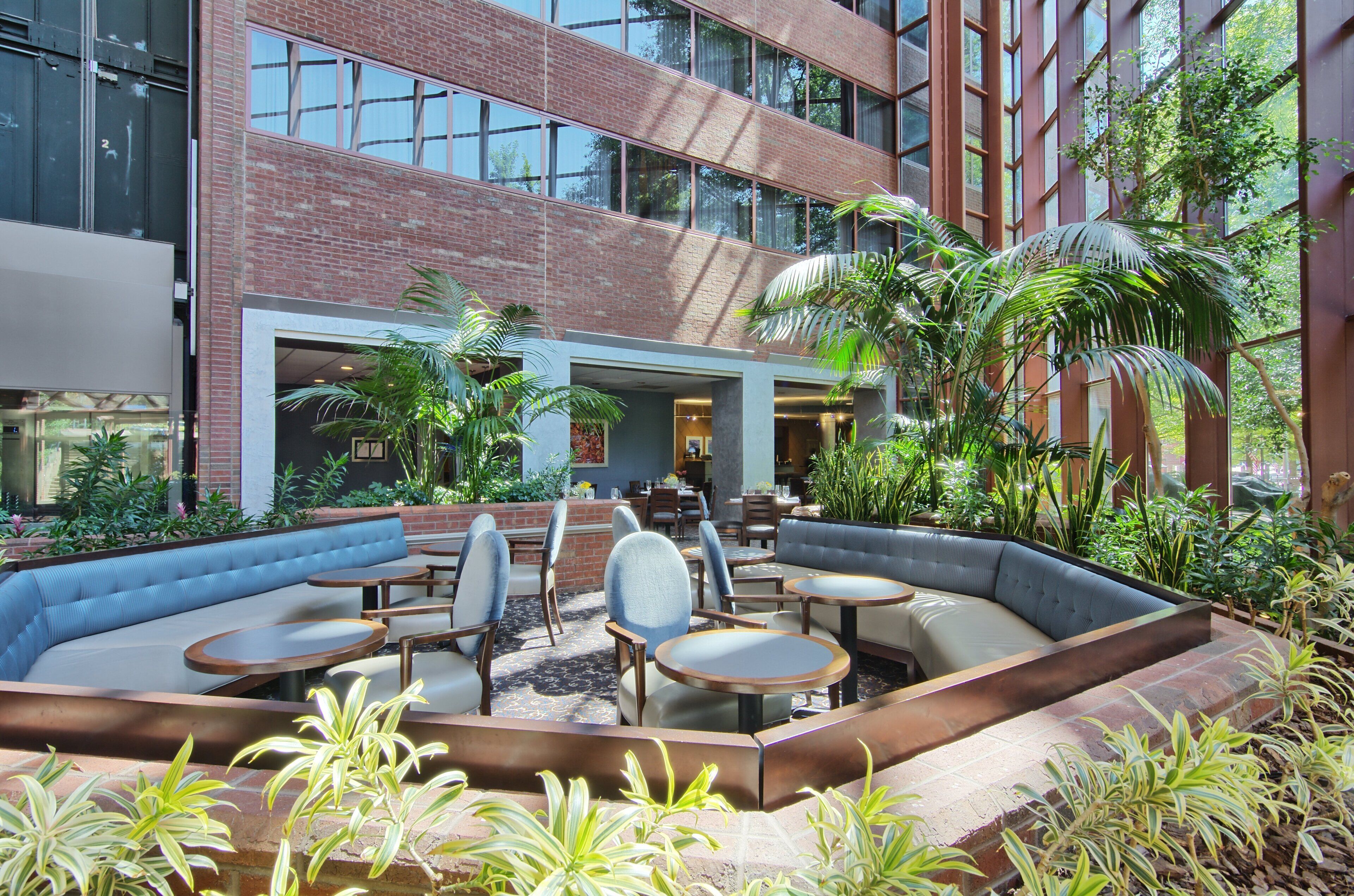 Omni Charlottesville Hotel in Charlottesville, United States