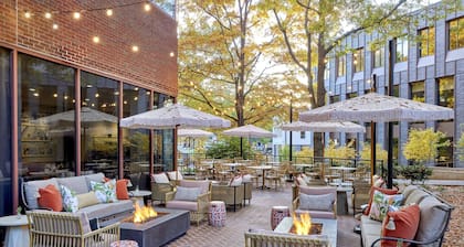 Omni Charlottesville Hotel