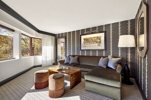 Suite, 1 King Bed | Living room
