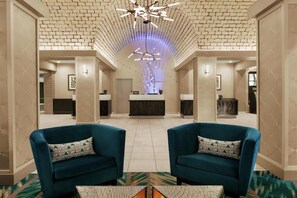 Lobby - Embassy Suites by Hilton Arcadia Pasadena Area (Arcadia)