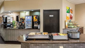 Gratis morgenmadsbuffet hver dag