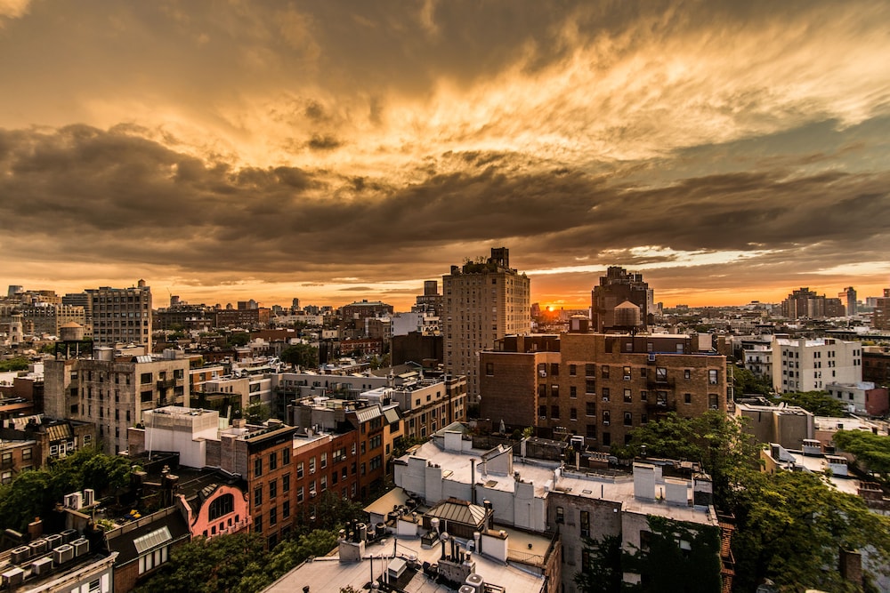 Washington Square Hotel by null