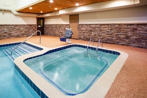 Indoor spa tub - Days Inn by Wyndham Cadillac (Cadillac)