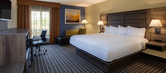 Days Inn by Wyndham Cadillac