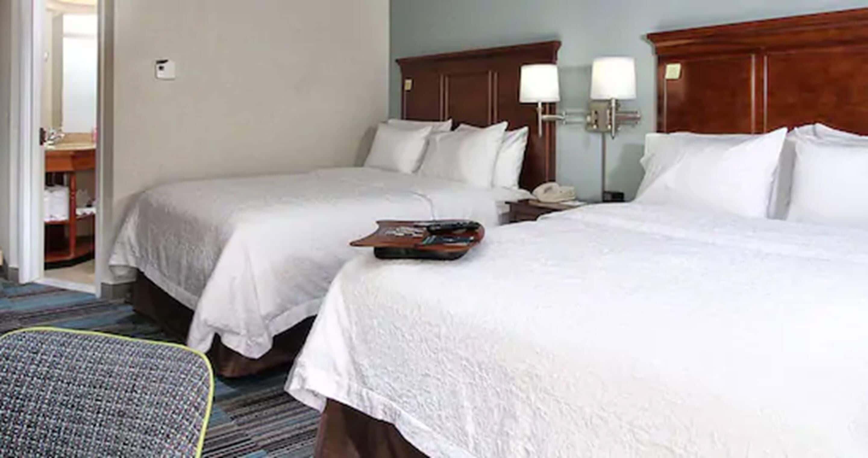 room, 2 double beds, non smoking | 1 bedroom, premium bedding, in-room safe, desk