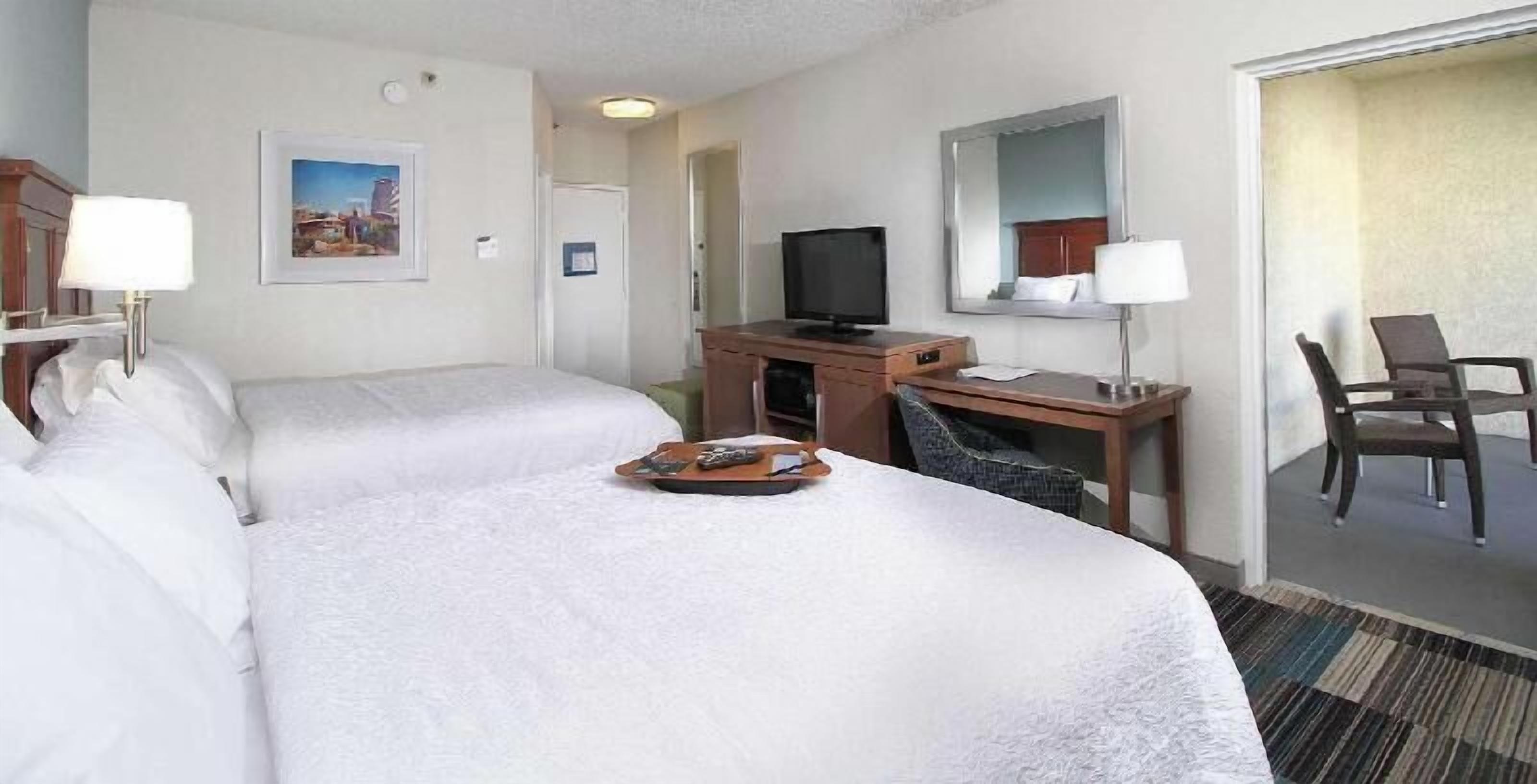 1 bedroom, premium bedding, in-room safe, desk