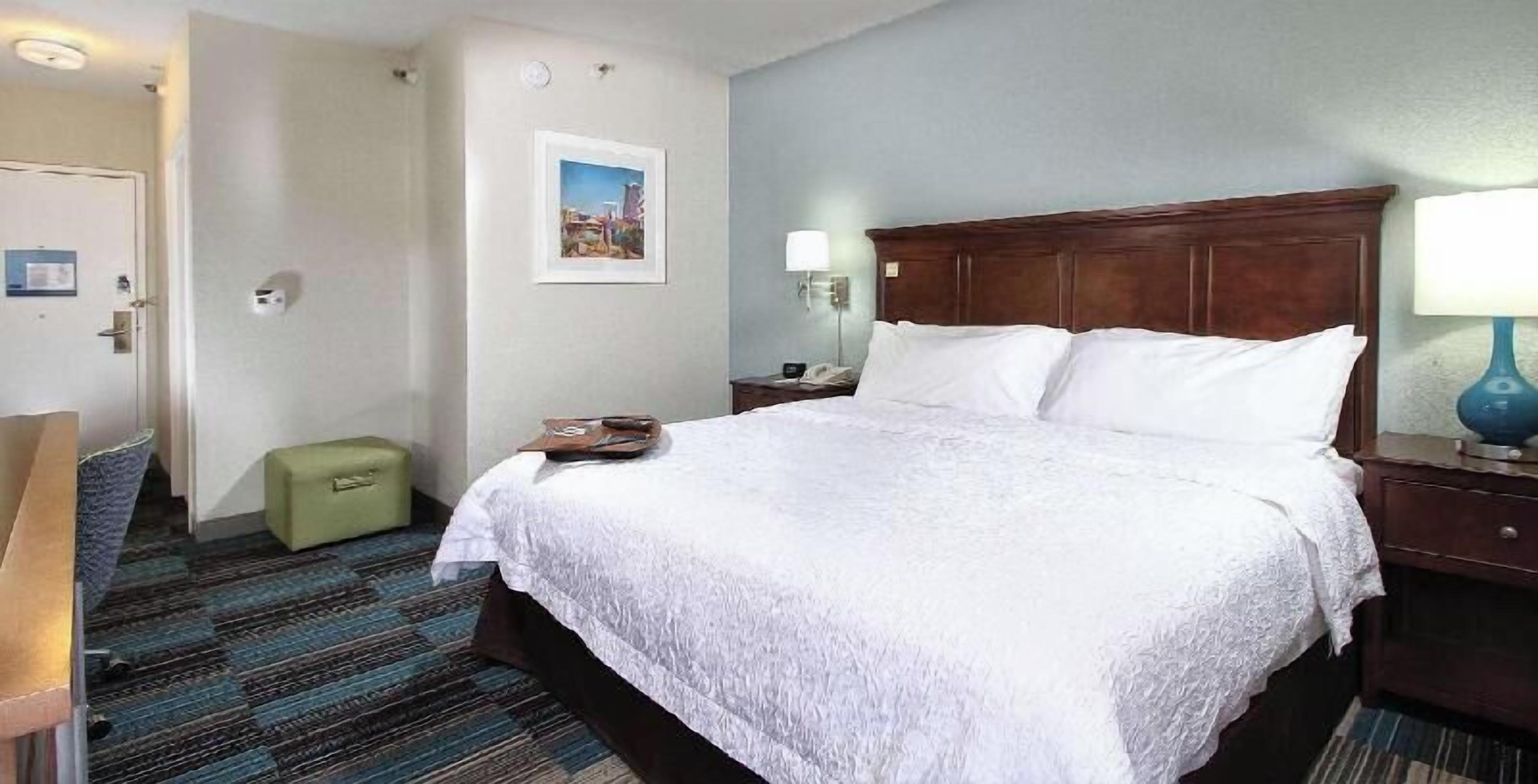 1 bedroom, premium bedding, in-room safe, desk