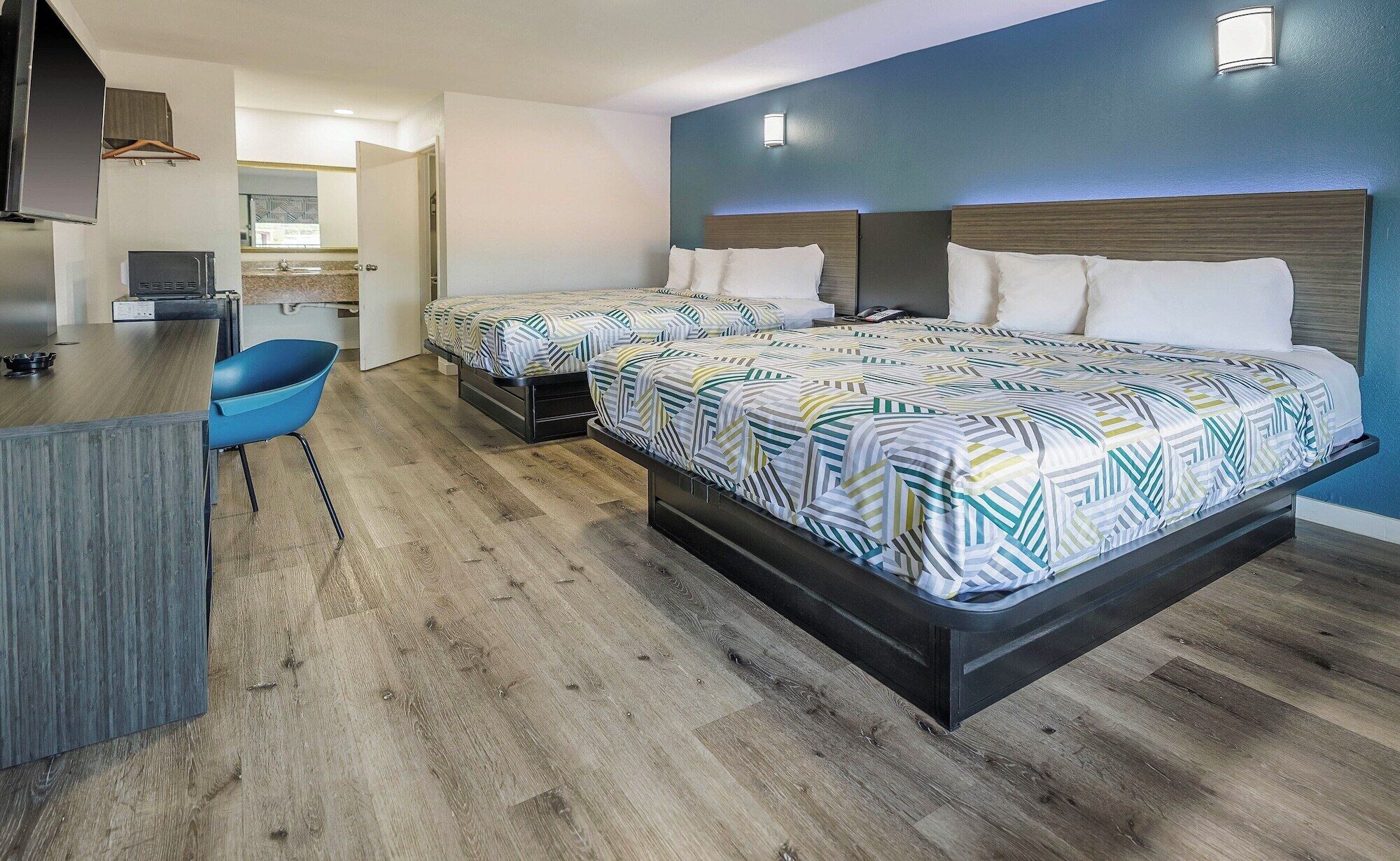 Free WiFi, bed sheets, alarm clocks