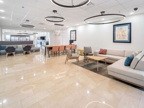 Siddeområde i lobbyen