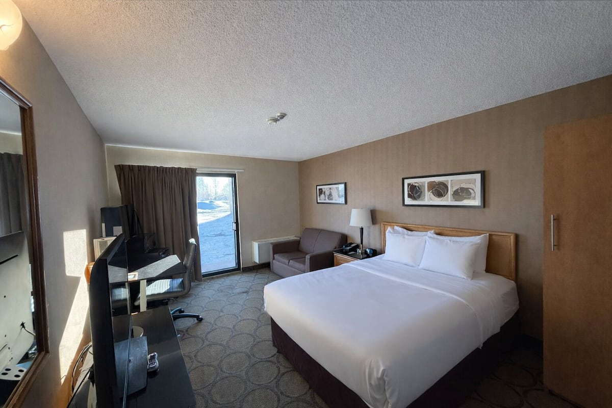 Premium bedding, pillow-top beds, individually decorated