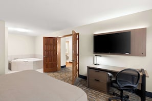Suite, 1 King Bed, Non Smoking, Jetted Tub (with Sofabed)
