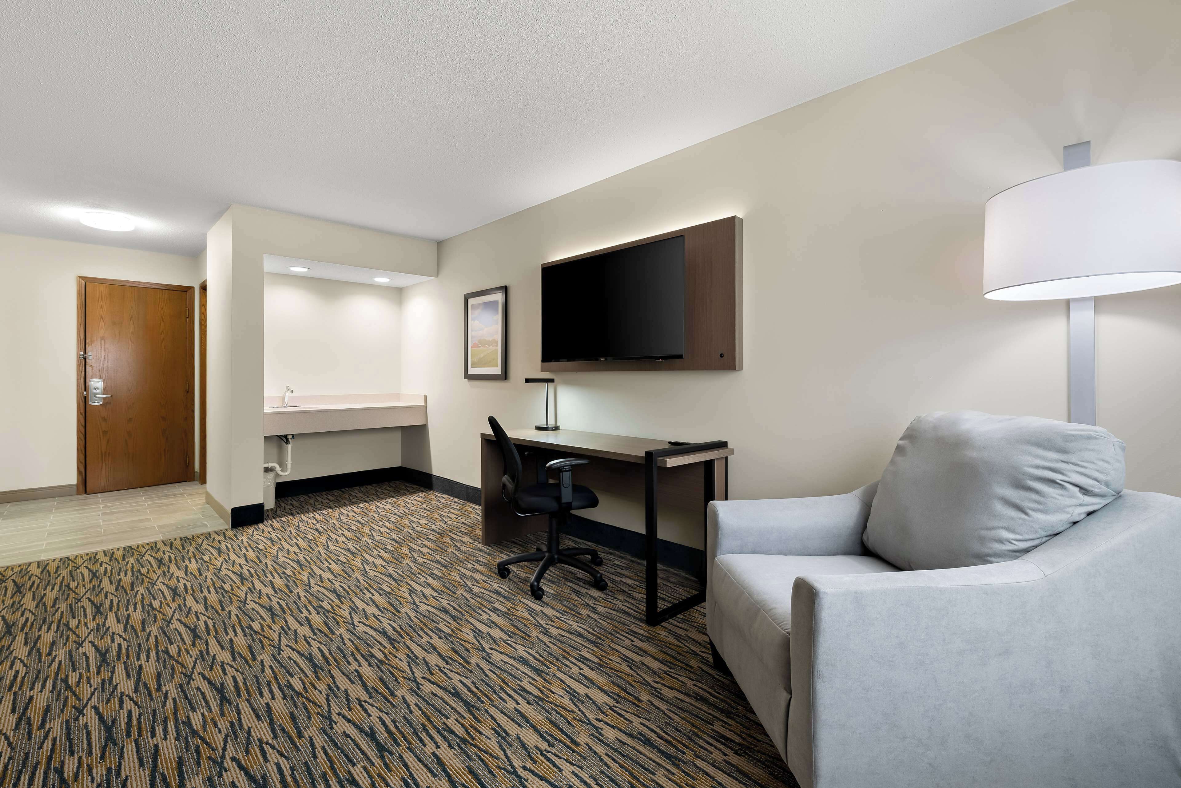 suite, 2 queen beds, non smoking, refrigerator & microwave (with sofabed) | desk, iron/ironing board, free wifi, bed sheets