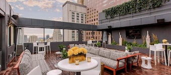 The Chicago Hotel Collection - Magnificent Mile