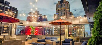 The Chicago Hotel Collection - Magnificent Mile