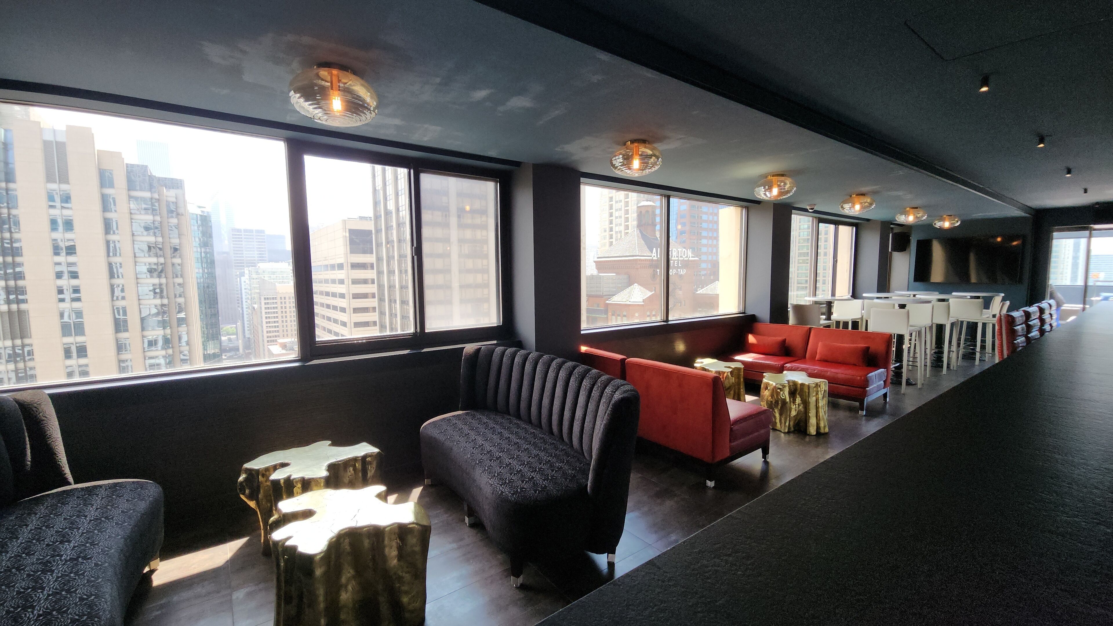 breakfast and dinner served