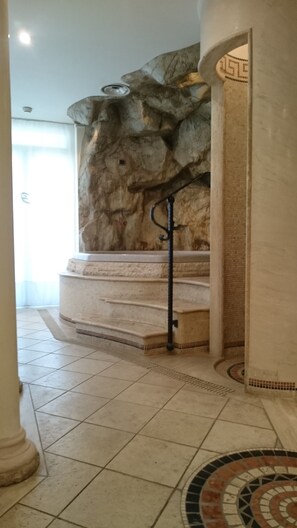 三溫暖烤箱、浴缸