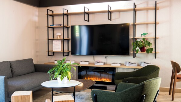 Sala de estar en el lobby