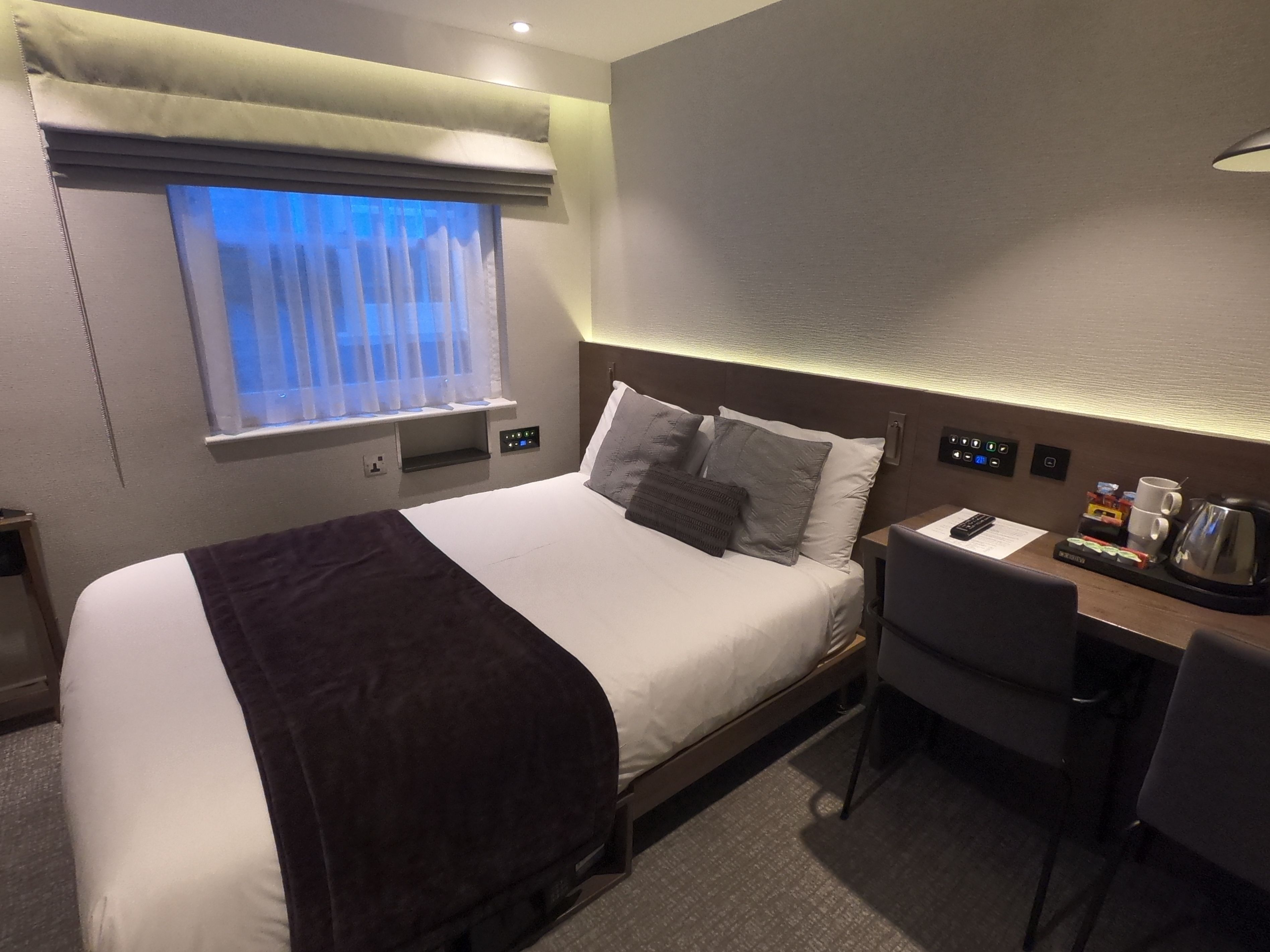 standard room, 1 double bed, non smoking (cozy room;small room) | 1 bedroom, premium bedding, pillow-top beds, in-room safe