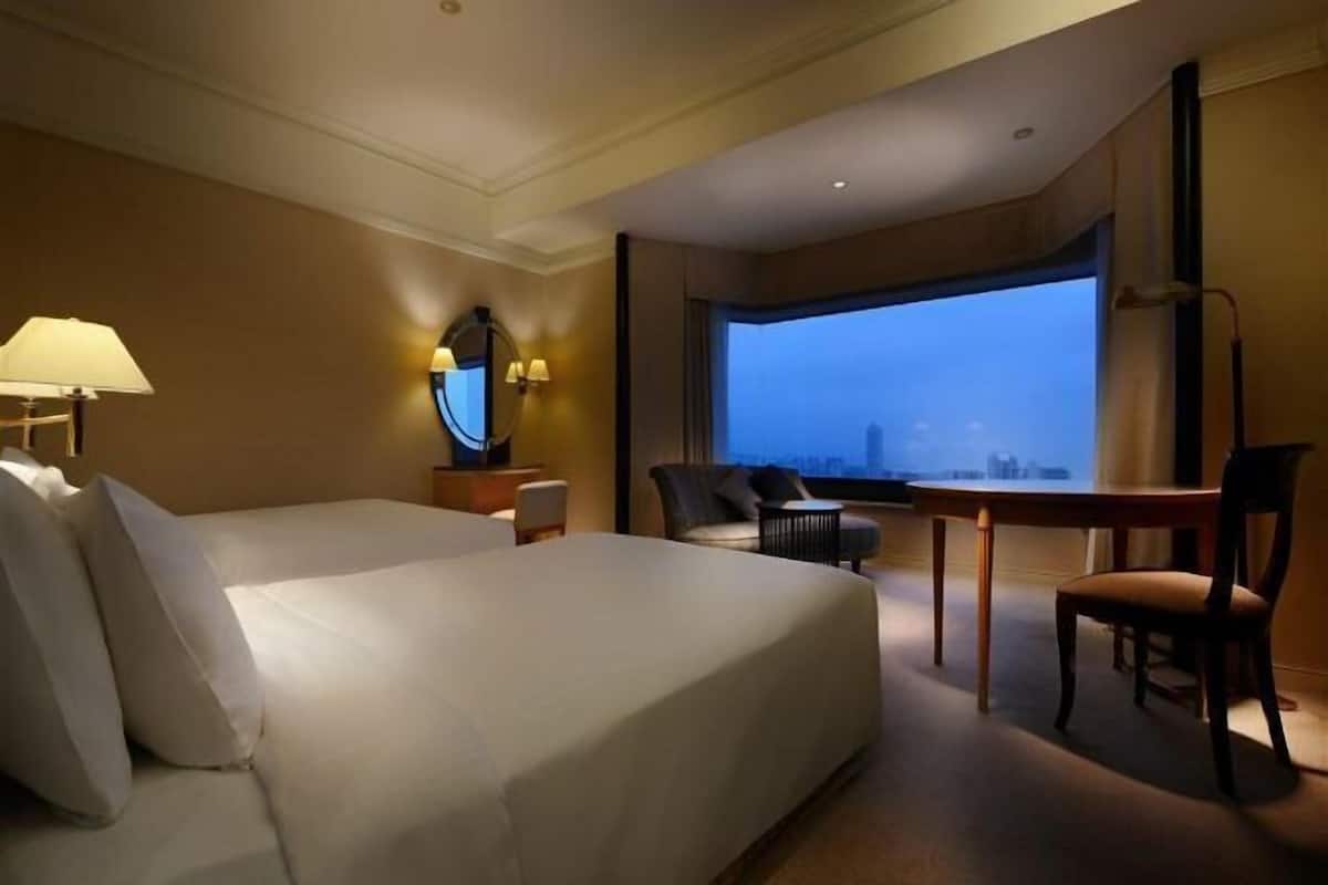 1 Schlafzimmer, hochwertige Bettwaren, Daunenbettdecken, Zimmersafe
