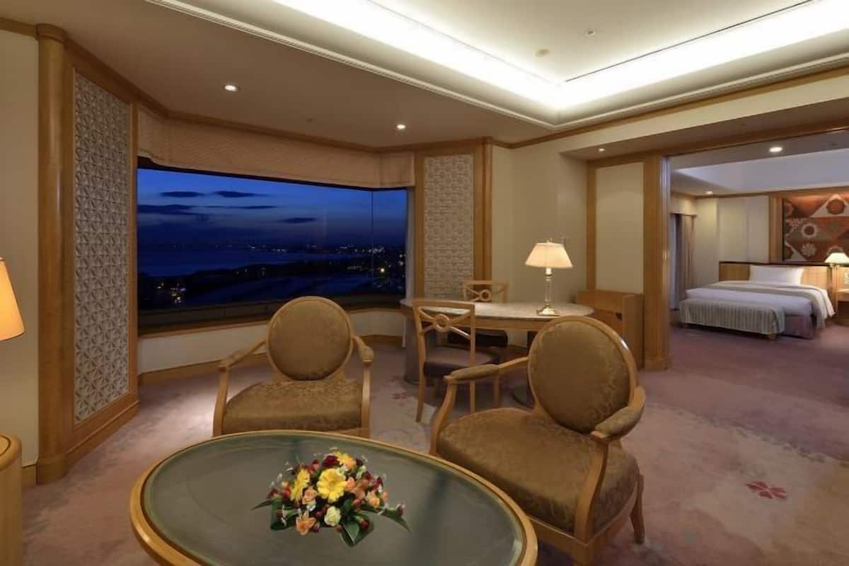 1 Schlafzimmer, hochwertige Bettwaren, Daunenbettdecken, Zimmersafe
