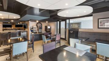 Desayuno buffet incluido todos los días