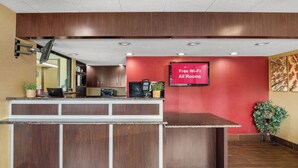 Reception - Red Roof Inn Lansing East – MSU (Lansing)