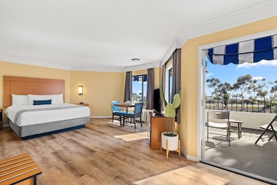 Travelodge by Wyndham San Clemente Beach