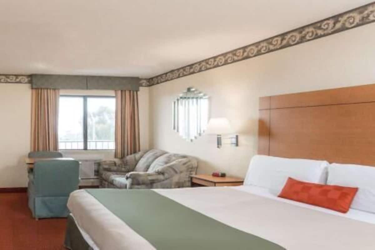 In-room safe, desk, iron/ironing board, free cribs/infant beds