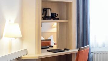 Allergikerbettwaren, Zimmersafe, Schreibtisch, schallisolierte Zimmer