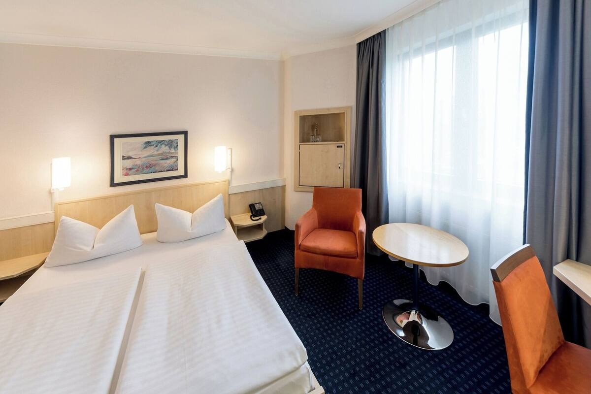 Hypo-allergenic bedding available, minibar, in-room safe, desk