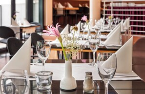 Restaurant - Hotel Magdeburg City Center by Leonardo Hotels (Magdeburg)