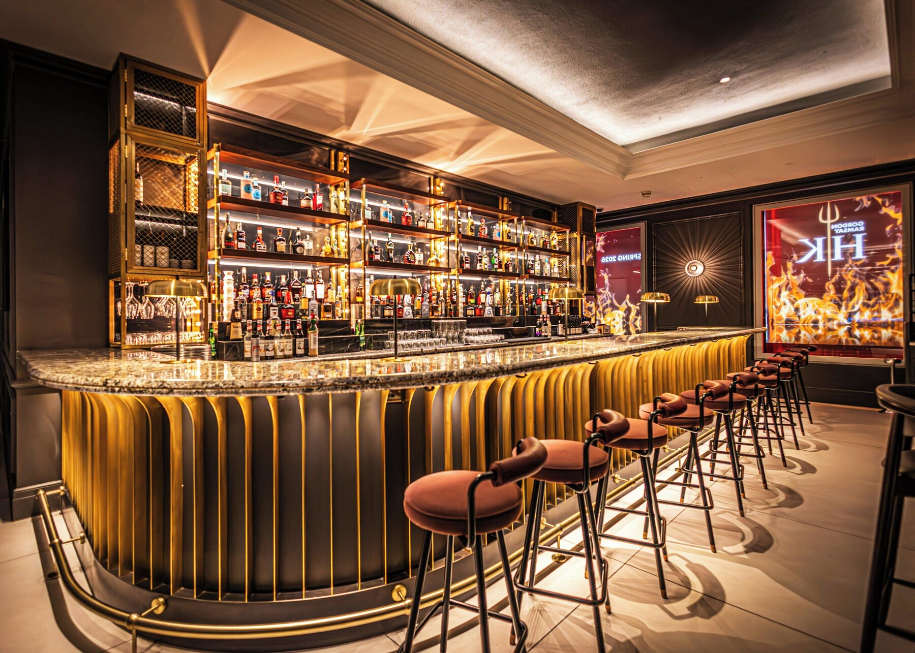 Cocktail bar