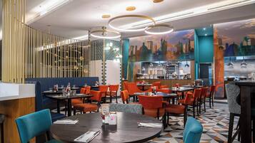 Daily buffet breakfast (GBP 21.50 per person)