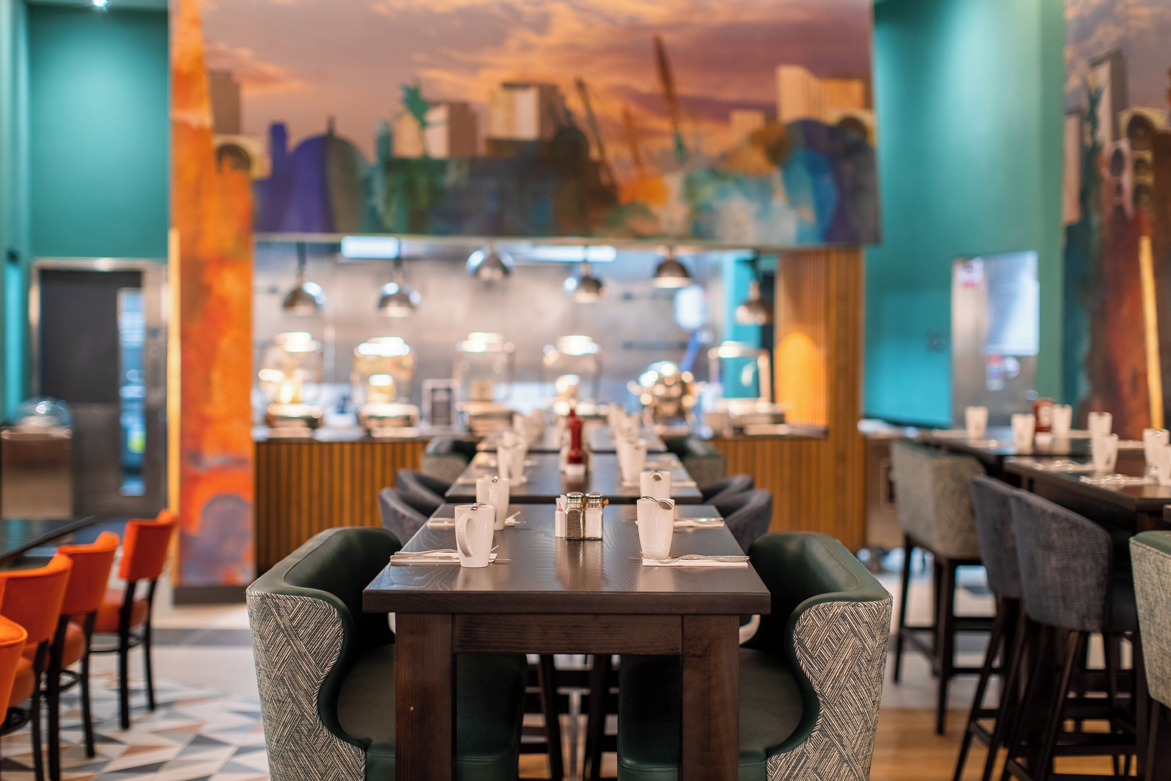 Daily buffet breakfast (GBP 21.50 per person)