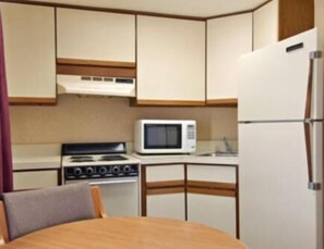 Fridge, microwave
