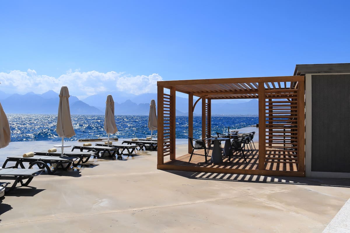 private beach, beach umbrellas, beach towels, scuba diving