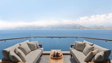 Suite (Panorama) | Hochwertige Bettwaren, Minibar, Zimmersafe, Schreibtisch