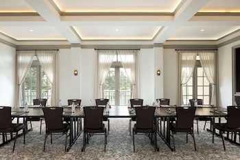Meeting space at Hyatt Regency Hill Country Resort and Villas