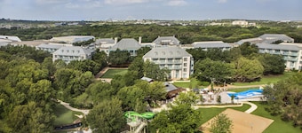 Hyatt Regency Hill Country Resort and Villas
