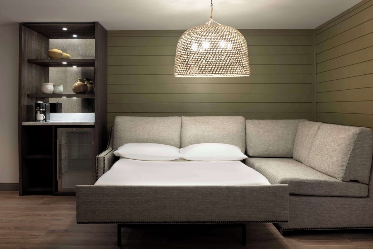 Premium bedding, pillow-top beds, in-room safe, desk