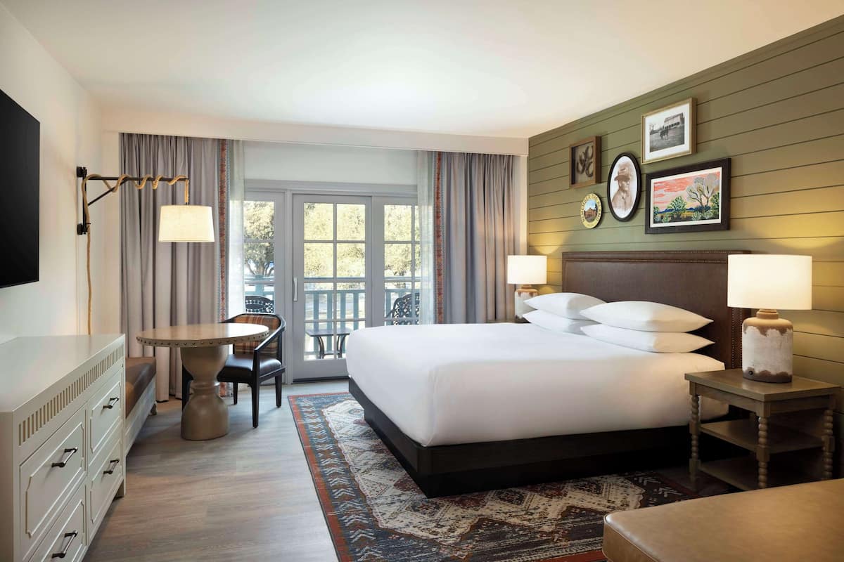 Premium bedding, pillow-top beds, in-room safe, desk