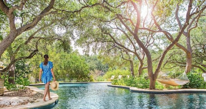 Hyatt Regency Hill Country Resort & Spa