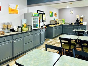 Free daily continental breakfast