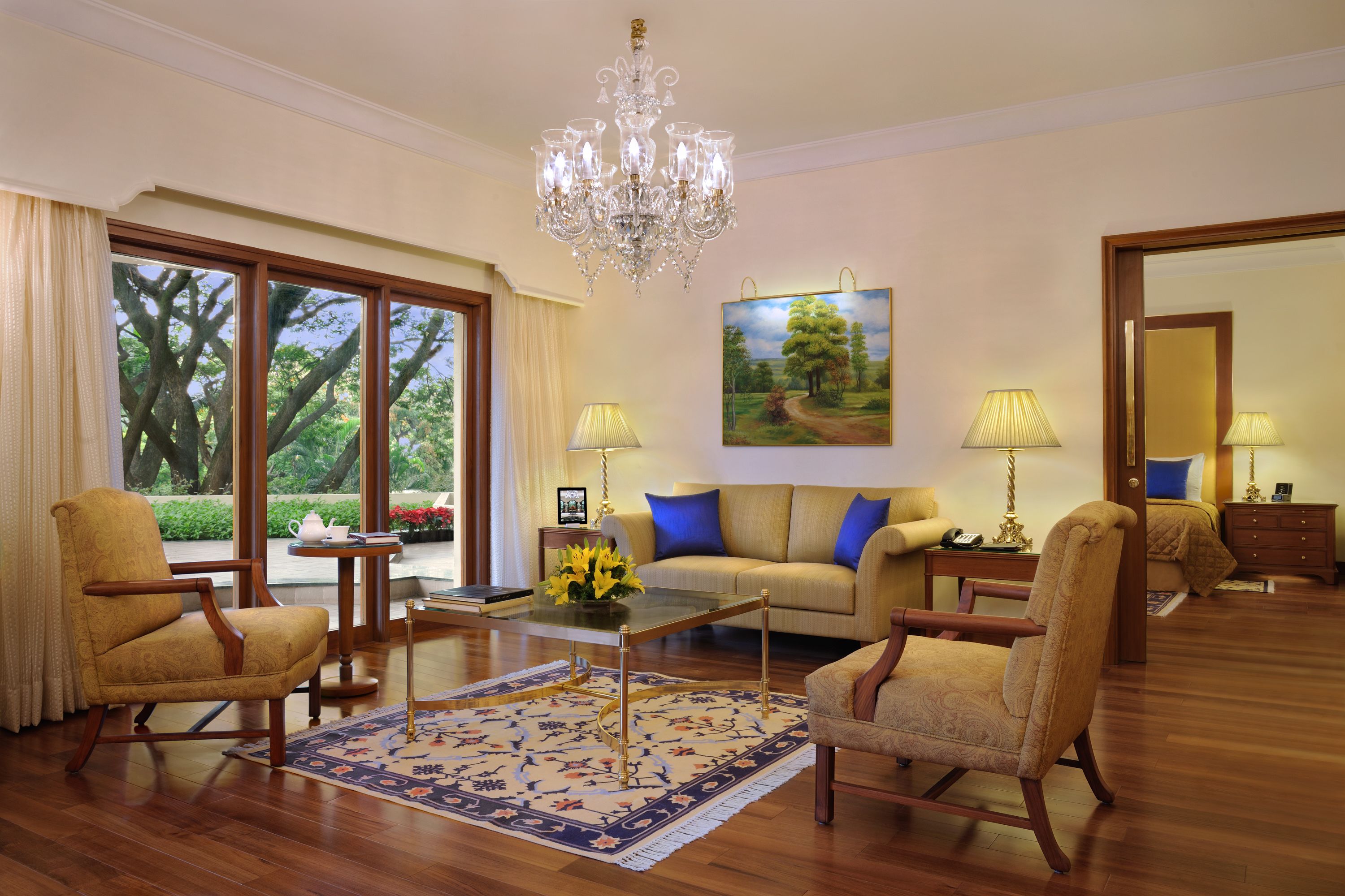 deluxe suite | living area | 40-inch led tv with satellite channels, tv, ipod dock