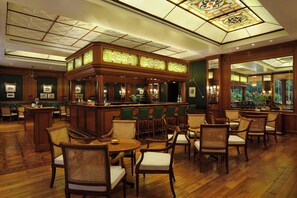 Lounge - The Oberoi, Bengaluru (Bengaluru)